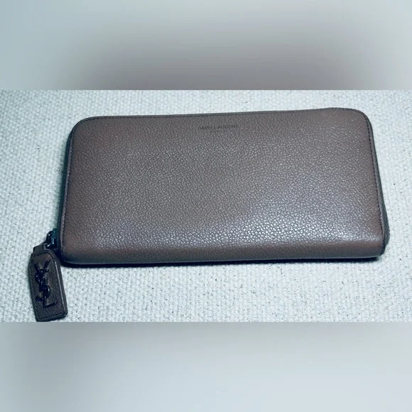 Auth Yves Saint Laurent YSL Zip Around Wallet - Picture 1 of 16
